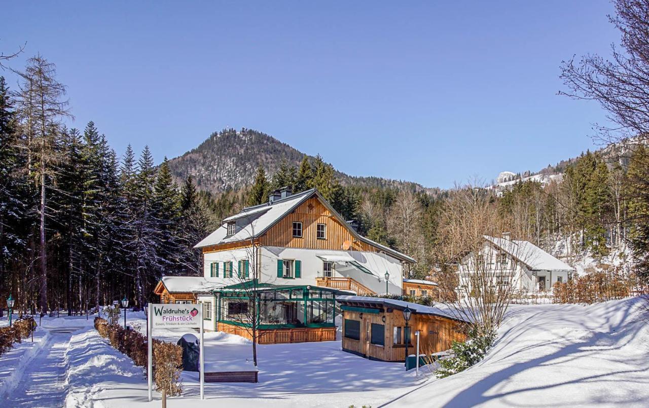 バート・アウスゼー Waldruhe - Bett, Fruehstueck & Ein Laecheln Bed & Breakfast エクステリア 写真